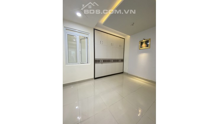 Nhà Đẹp Phạm Văn Hai, Tân Bình, 60m2, 4 Tầng, Giá Rẻ, Khu Trung Tâm